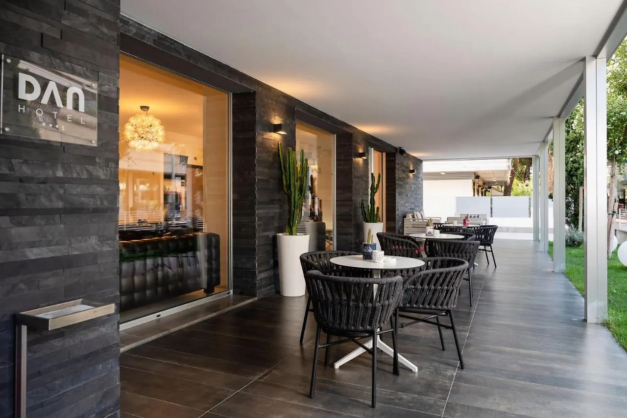 Dan Hotel Riccione 3*,